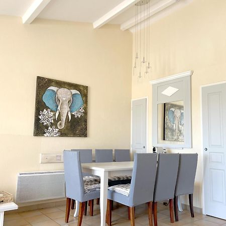 Azur Appartement กรีโมด์ ภายนอก รูปภาพ